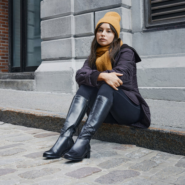 BLACK LEATHER|lifestyle