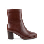 CHESTNUT LEATHER