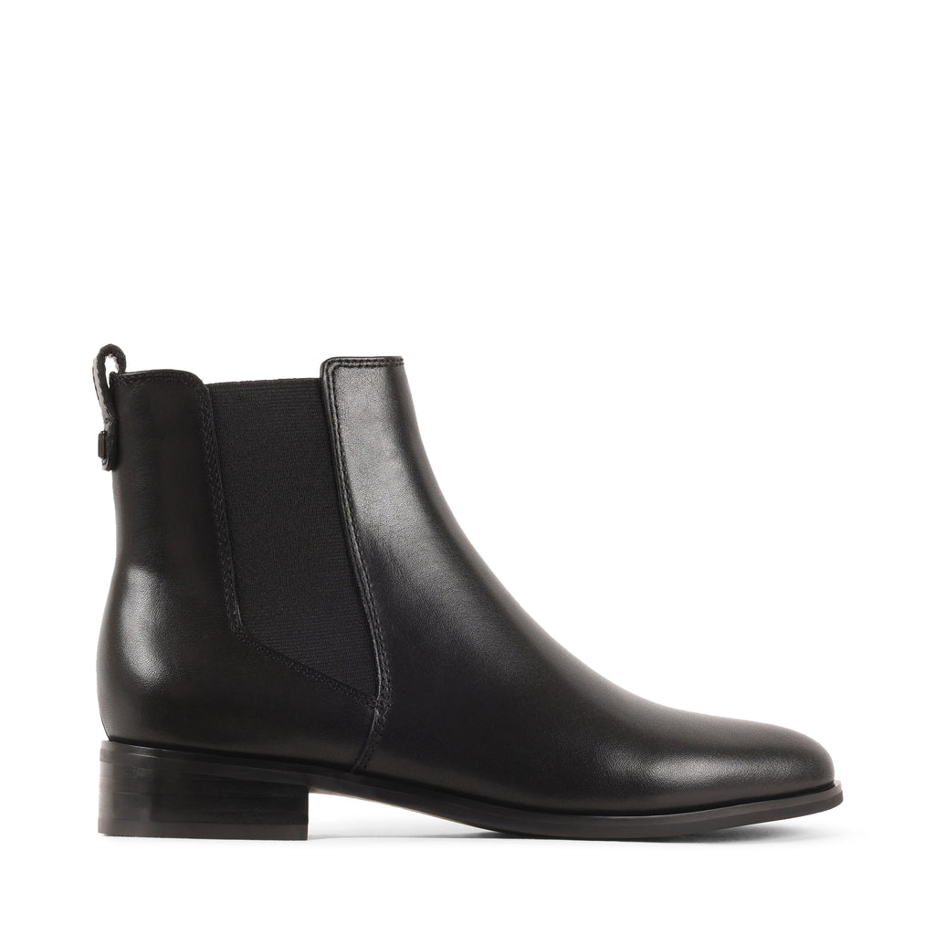 CELESTEE BLACK LEATHER WATERPROOF BOOT