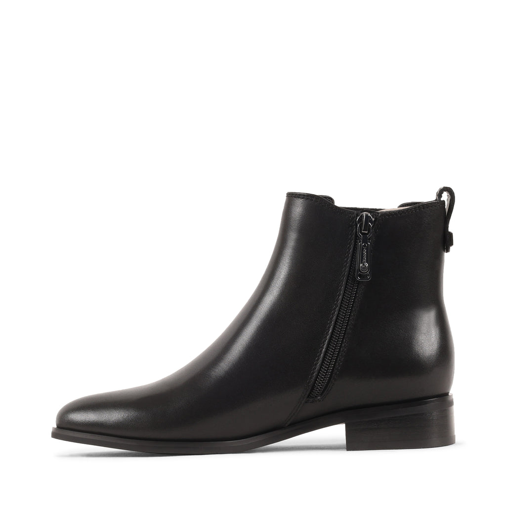 CELESTEE BLACK LEATHER WATERPROOF BOOT