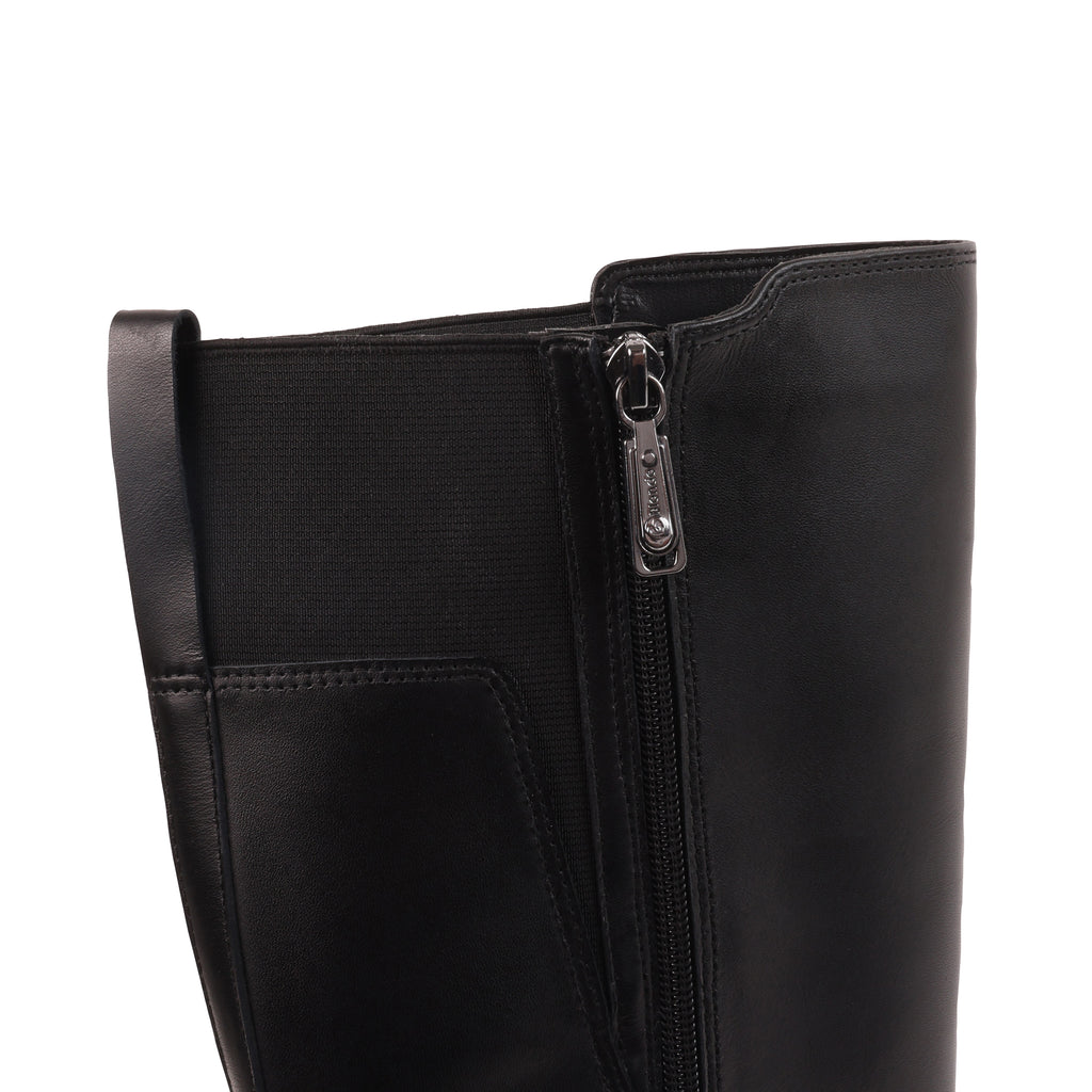 JANESSA BLACK LEATHER WATERPROOF BOOT