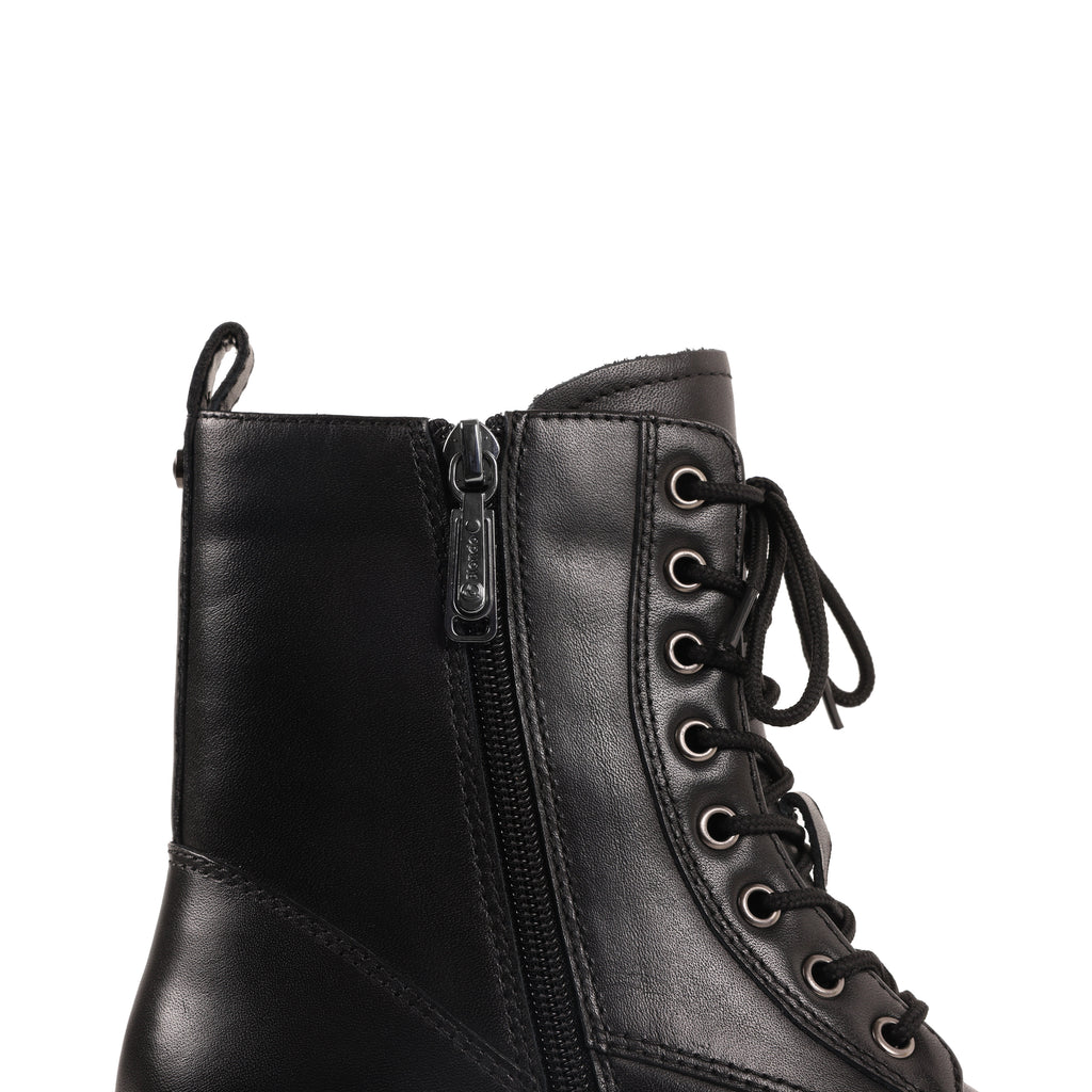 STELLAA BLACK LEATHER WATERPROOF BOOT