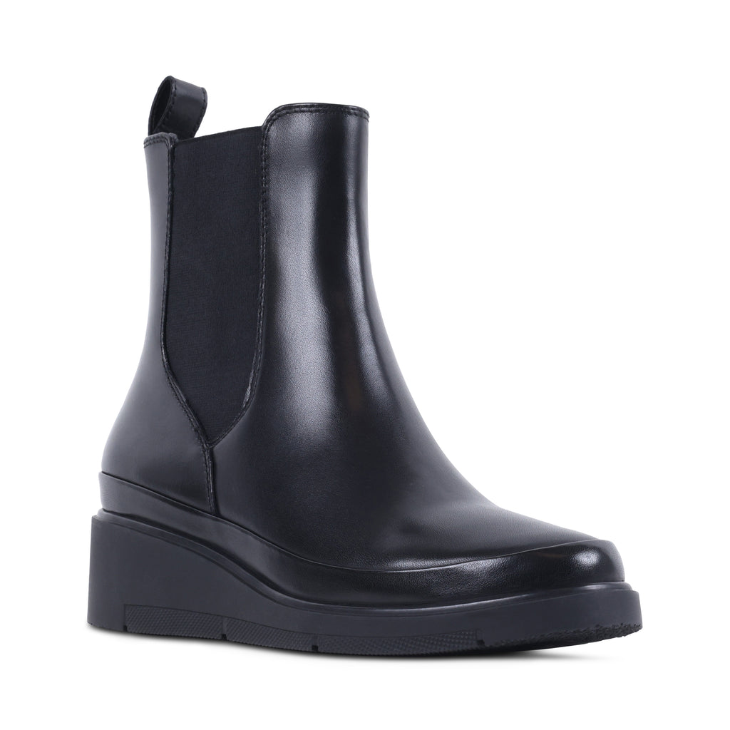 LONETTE BLACK LEATHER WATERPROOF BOOT