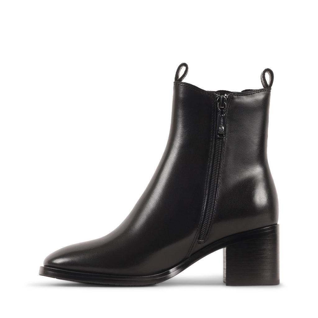 REMINGTON BLACK LEATHER WATERPROOF BOOT