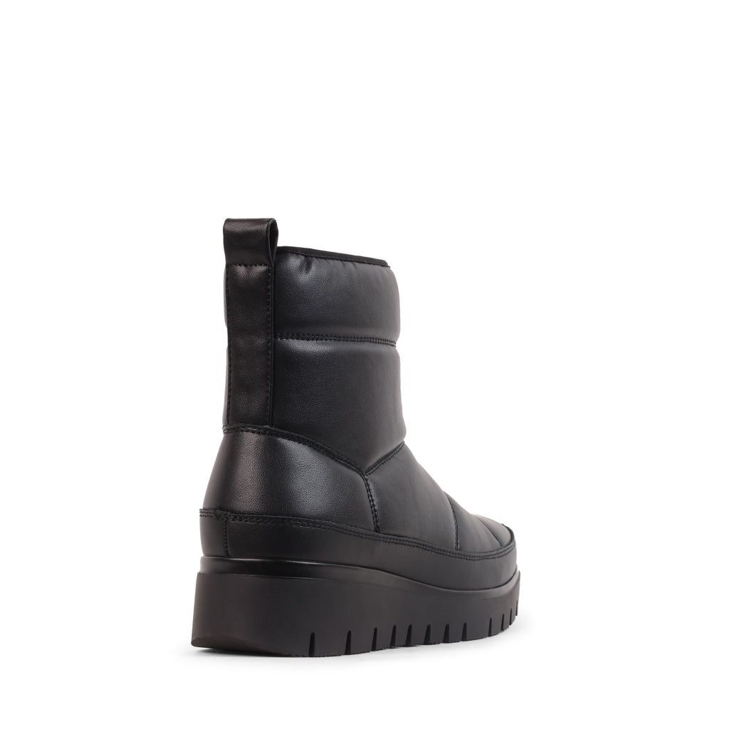 AZALEA BLACK LEATHER WATERPROOF BOOT