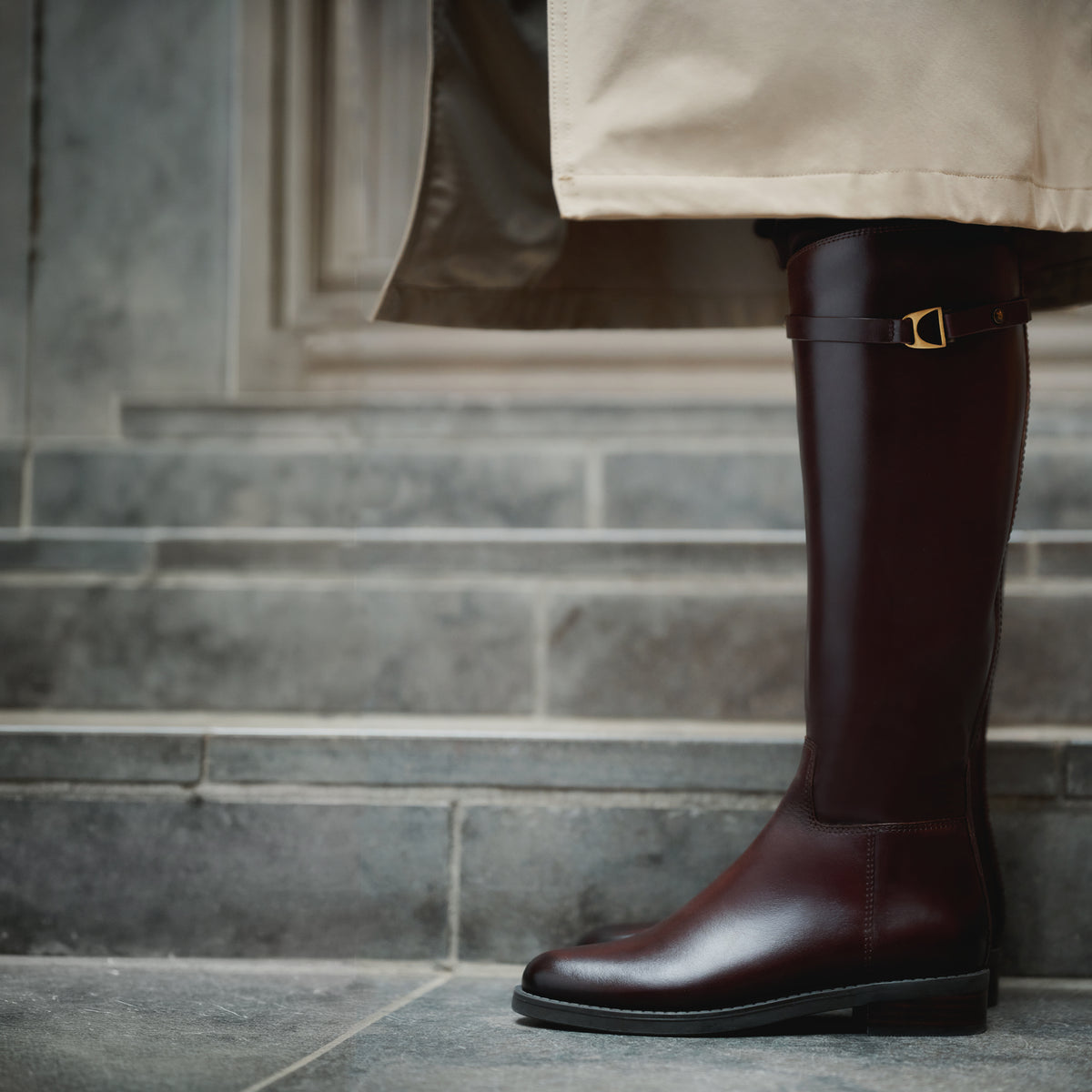 ELLIOTT CAFE LEATHER