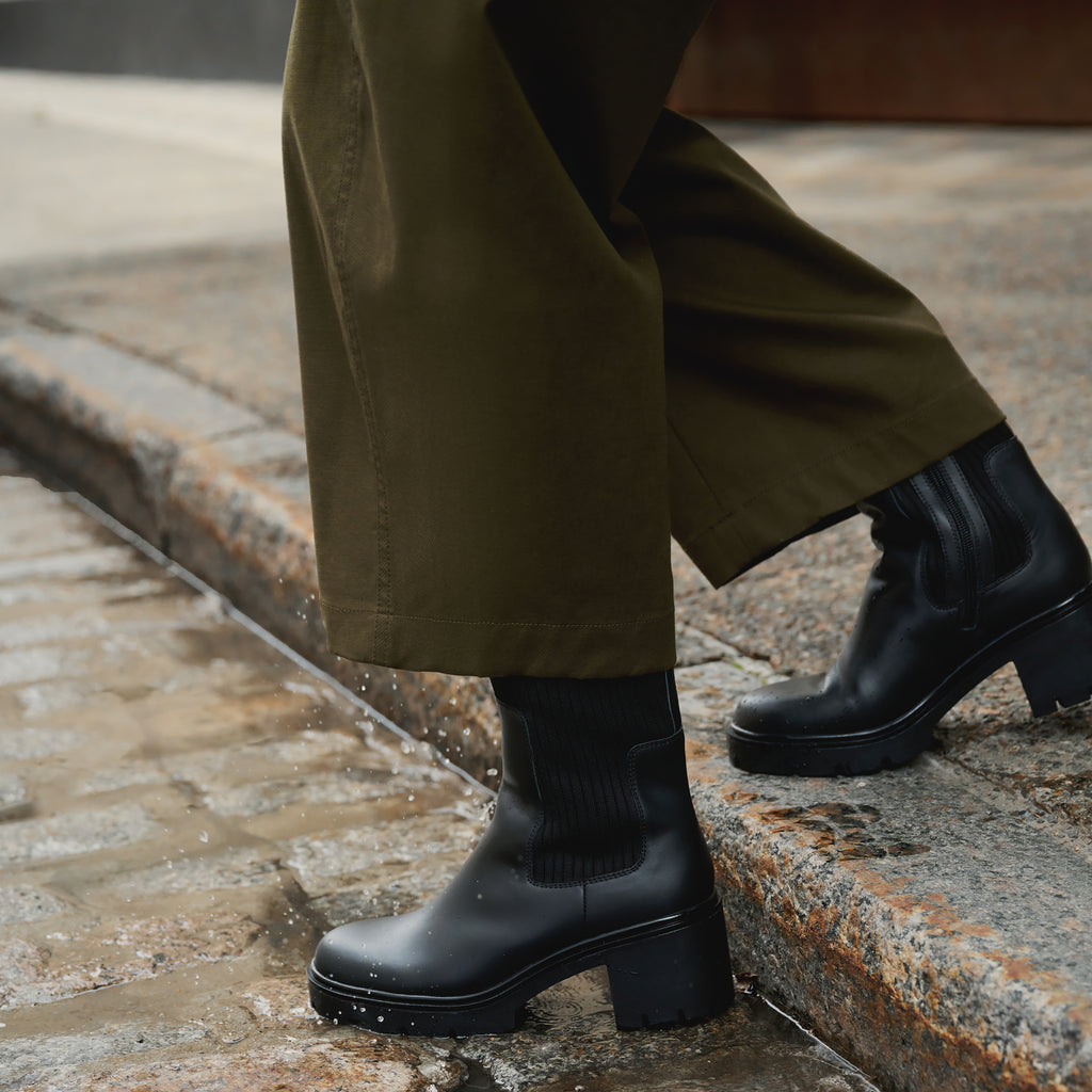 INIYA CUIR NOIR