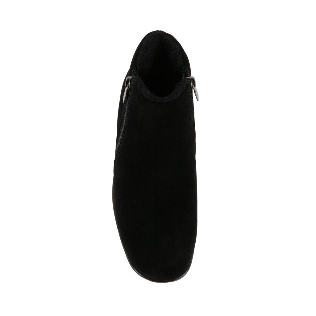 BLACK SUEDE