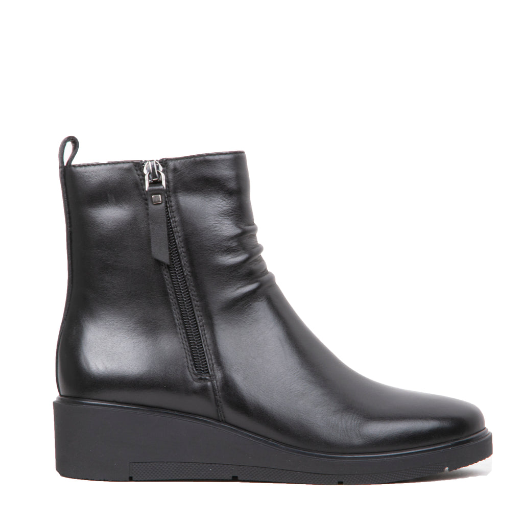 BLACK LEATHER