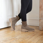 DARK TAUPE SUEDE|lifestyle