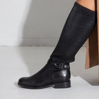 BLACK LEATHER|lifestyle